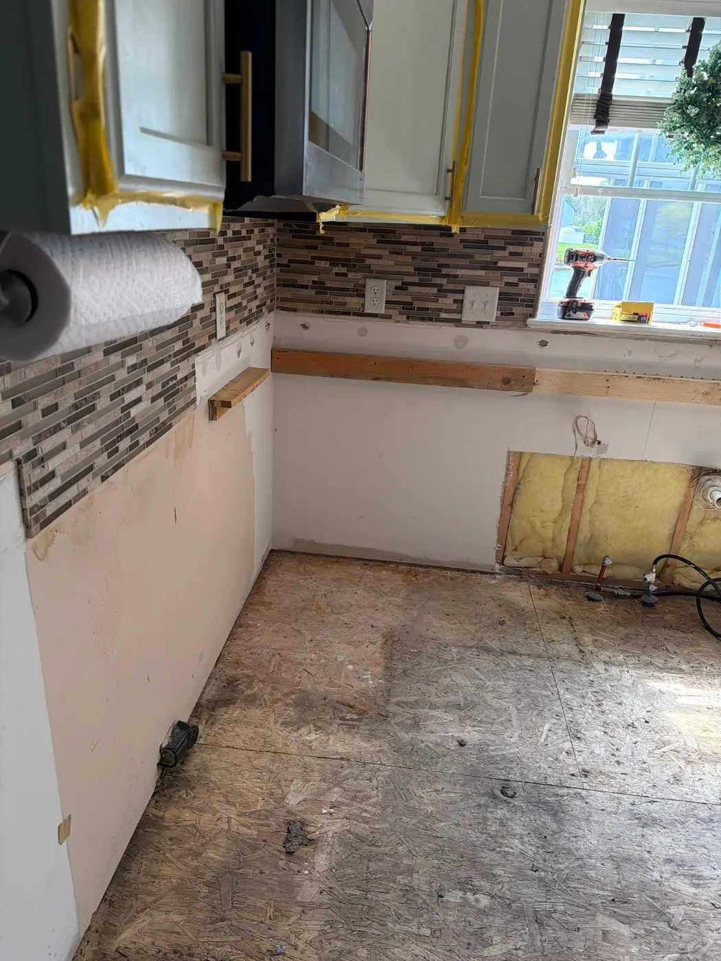 Containment setup for mold remediation in Mill Race home