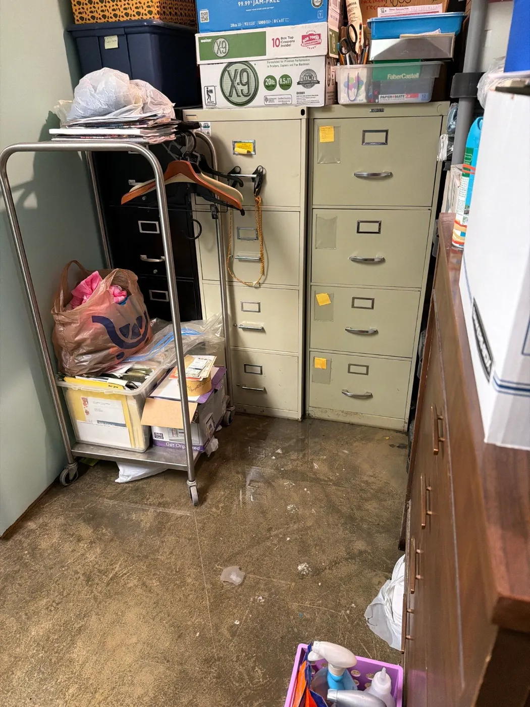 Large-scale water extraction in Mill Race business space
